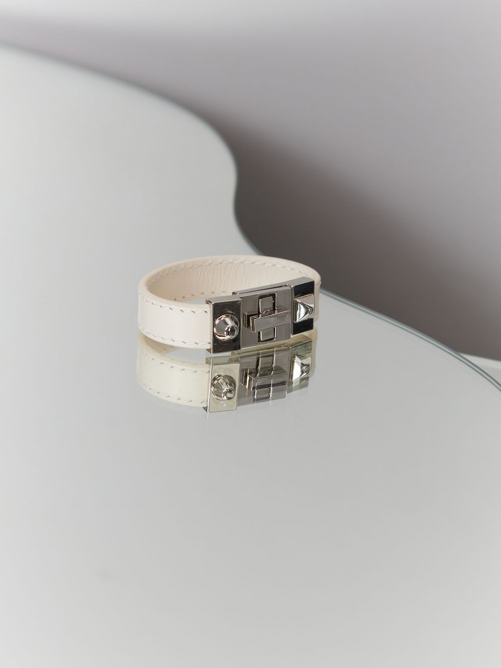 MISTRESS БРАСЛЕТ 12 MILK