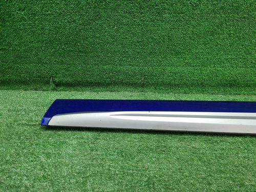 Накладка двери передняя левая Audi Q5 80A (20-нв)