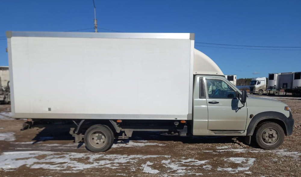 UAZ Profi 236031-02 (Изотермический, Бензин/Газ, 2,7 л, 150 л.с. МТ)