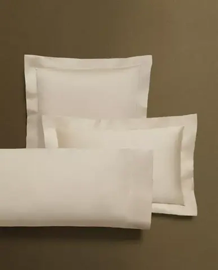 ZARA HOME НАВОЛОЧКА ИЗ ПЛОТНОГО САТИНА, БЕЖЕВЫЙ