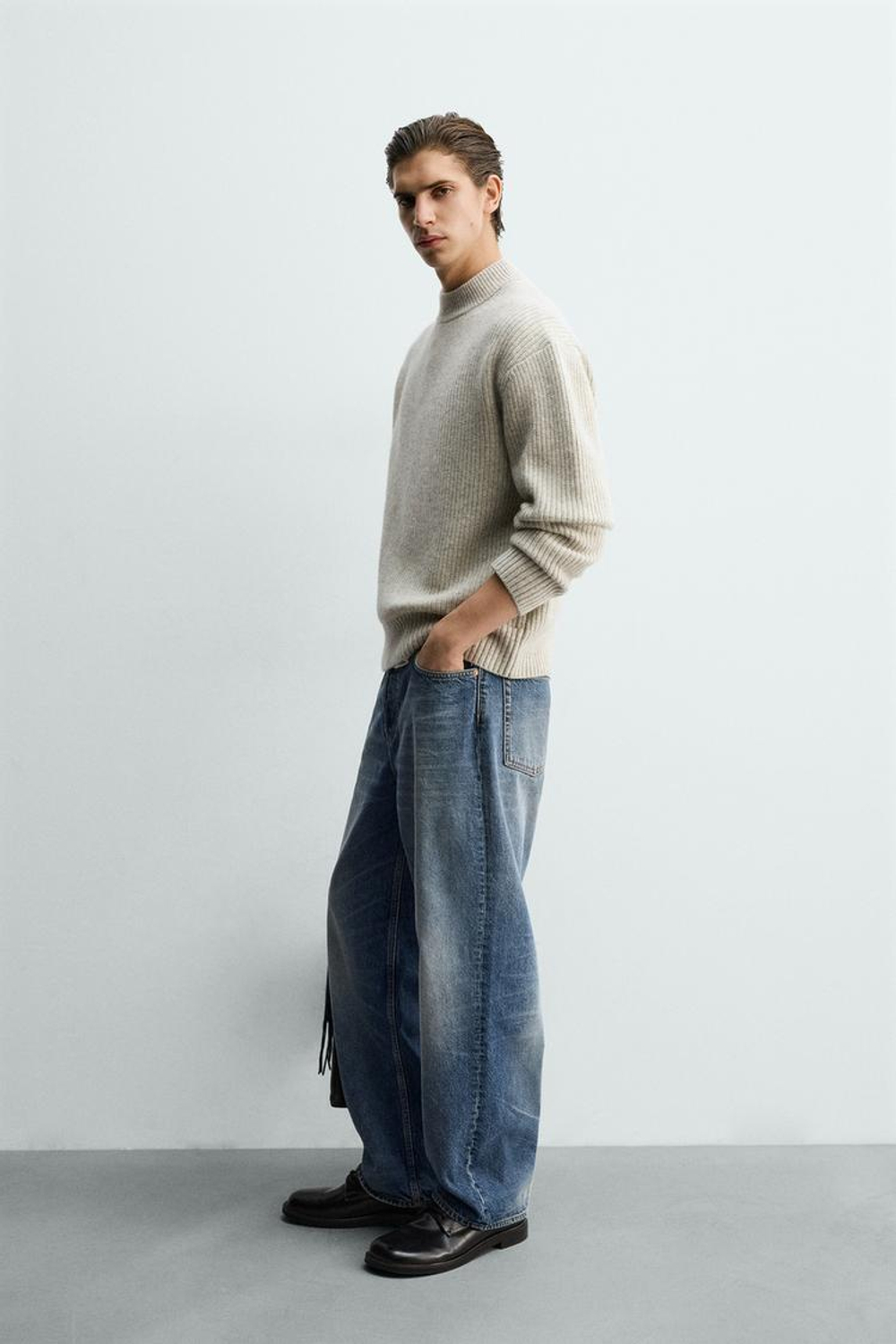 ZARA СВИТЕР ИЗ СМЕСОВОЙ ШЕРСТИ С РЕЛЬЕФНЫМ УЗОРОМ, СВЕТЛО-СЕРЫЙ