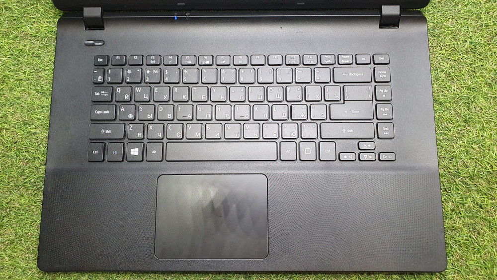 Ноутбук Acer E1/6Gb