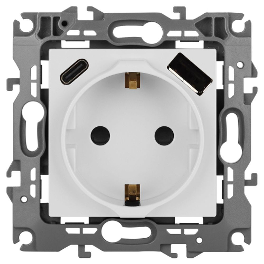 Розетка ЭРА Серия 12 12-4108-01 2P+E 16A-250В со шторками с USB type-A+C 5В-3А белый