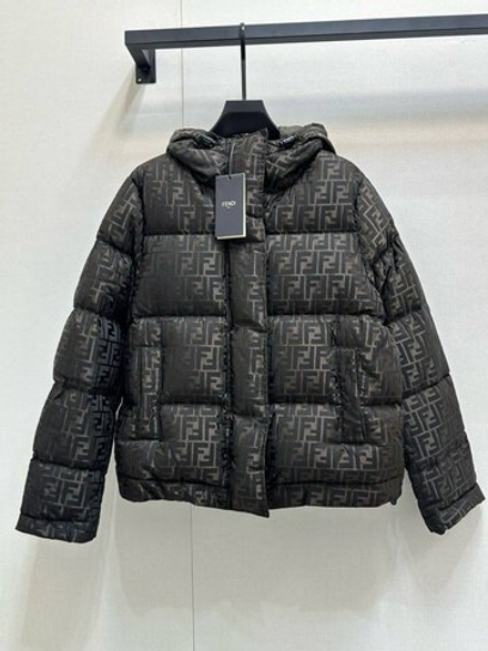 Пуховик Fendi