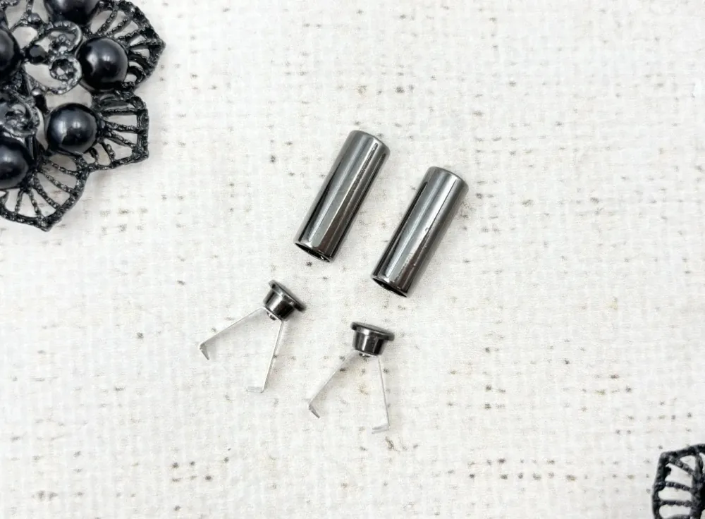 Наконечник для шнура, металл, d 5,5 мм, р. 20,7х7 мм, чёрный никель