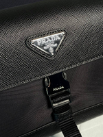 Сумка-мессенджер Prada