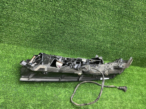 Битый ДХО правый Lexus NX 1 17-21 LED Динамический