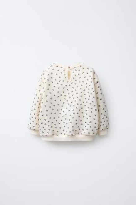 ZARA ТОЛСТОВКА С ПРИНТОМ, ЭКРЮ/СИНИЙ