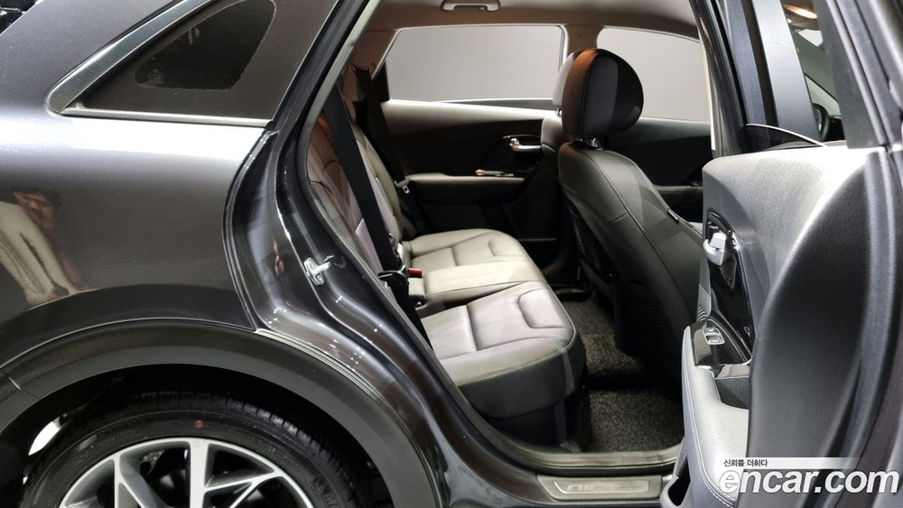 Kia The New Niro 1.6 HEV (10.2019)