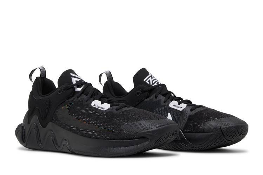 Кроссовки Nike Giannis Immortality 2