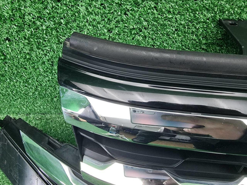 Решетка радиатора VW Teramont (2021-2023)
