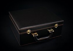 Набор бокалов для вина «Цветочная фантазия» 2 шт. в подарочном футляре с художественным оформлением