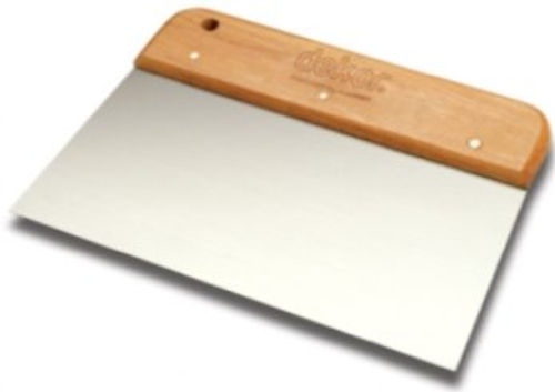 Шпатель малярный 220 мм с деревянной ручкой Dekor 042