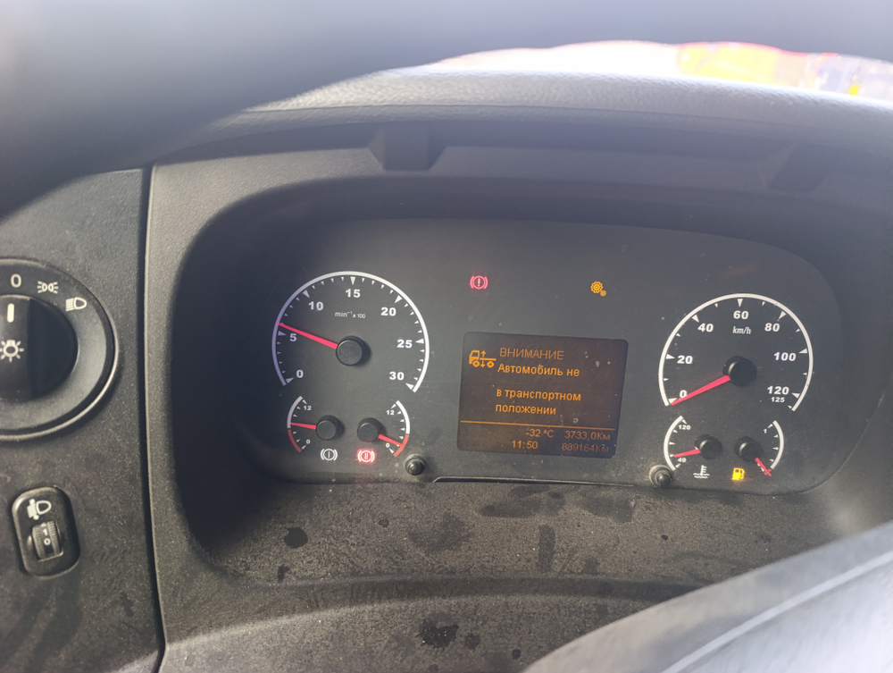 КамАЗ 5490 4x2 Седельный тягач 5490-095-68 (Дизельный, 12,0 л, 428 л.с., МТ)