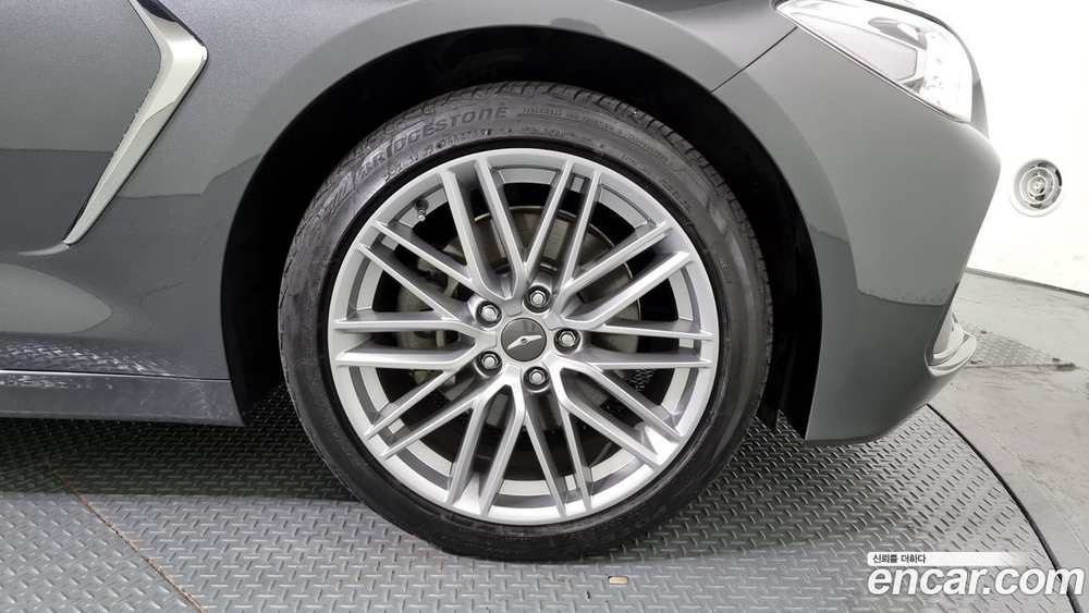 Genesis G70 2.0T (11.2019)