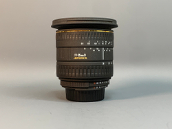 Sigma 17-35mm D 2.8-4 DG HSM Nikon F внутри пыль