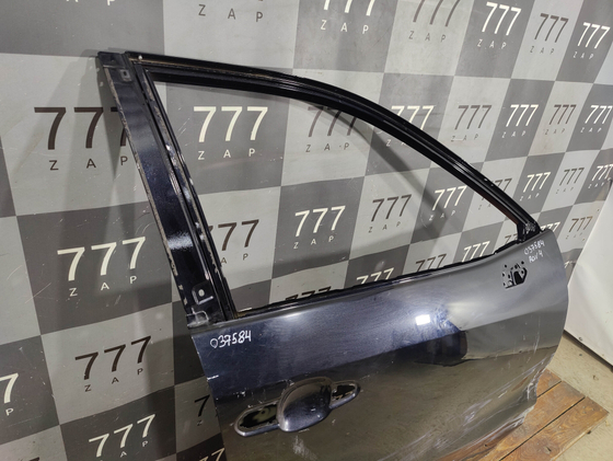 Дверь передняя правая с дефектом RAV4 (XA50) 18-нв Б/У Оригинал 6700142161