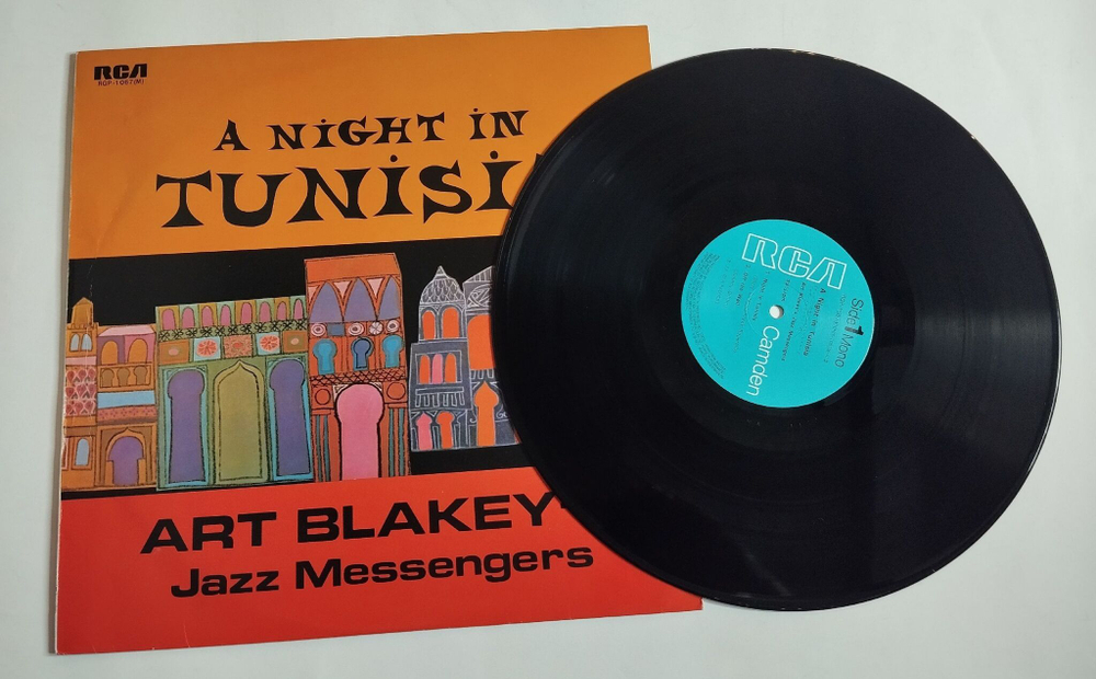 Винтажная виниловая пластинка LP Art Blakey Jazz Messengers A Night In Tunisia (Japan 1981) (No Obi)