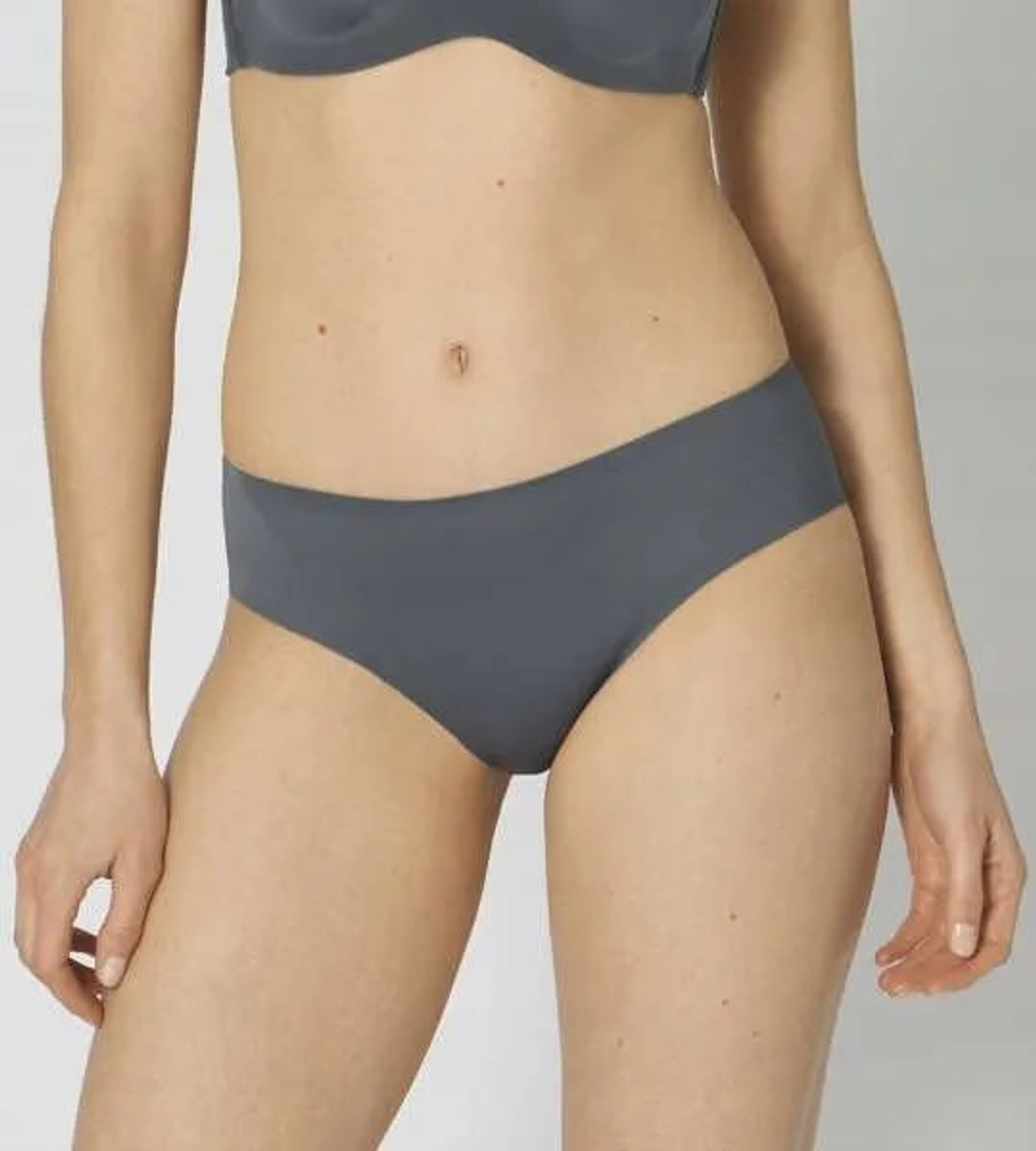 Трусы женские Triumph Sporty Micro Hipster