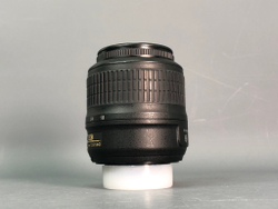 Nikon 18-55mm f/3.5-5.6G AF-S VR DX