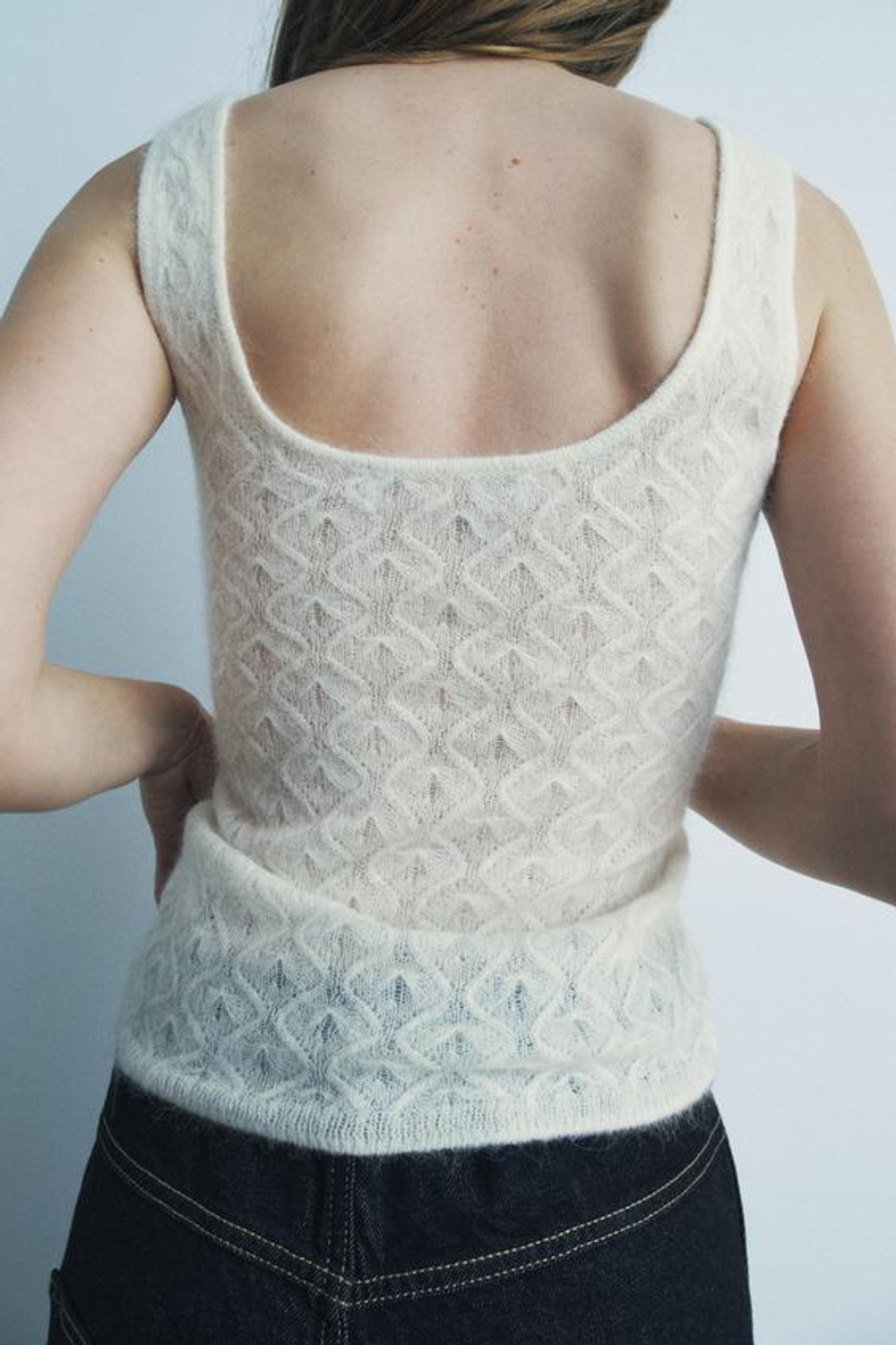 ZARA ТОП ИЗ ШЕРСТИ И АЛЬПАКИ С АЖУРНЫМ УЗОРОМ, БЕЛЫЙ