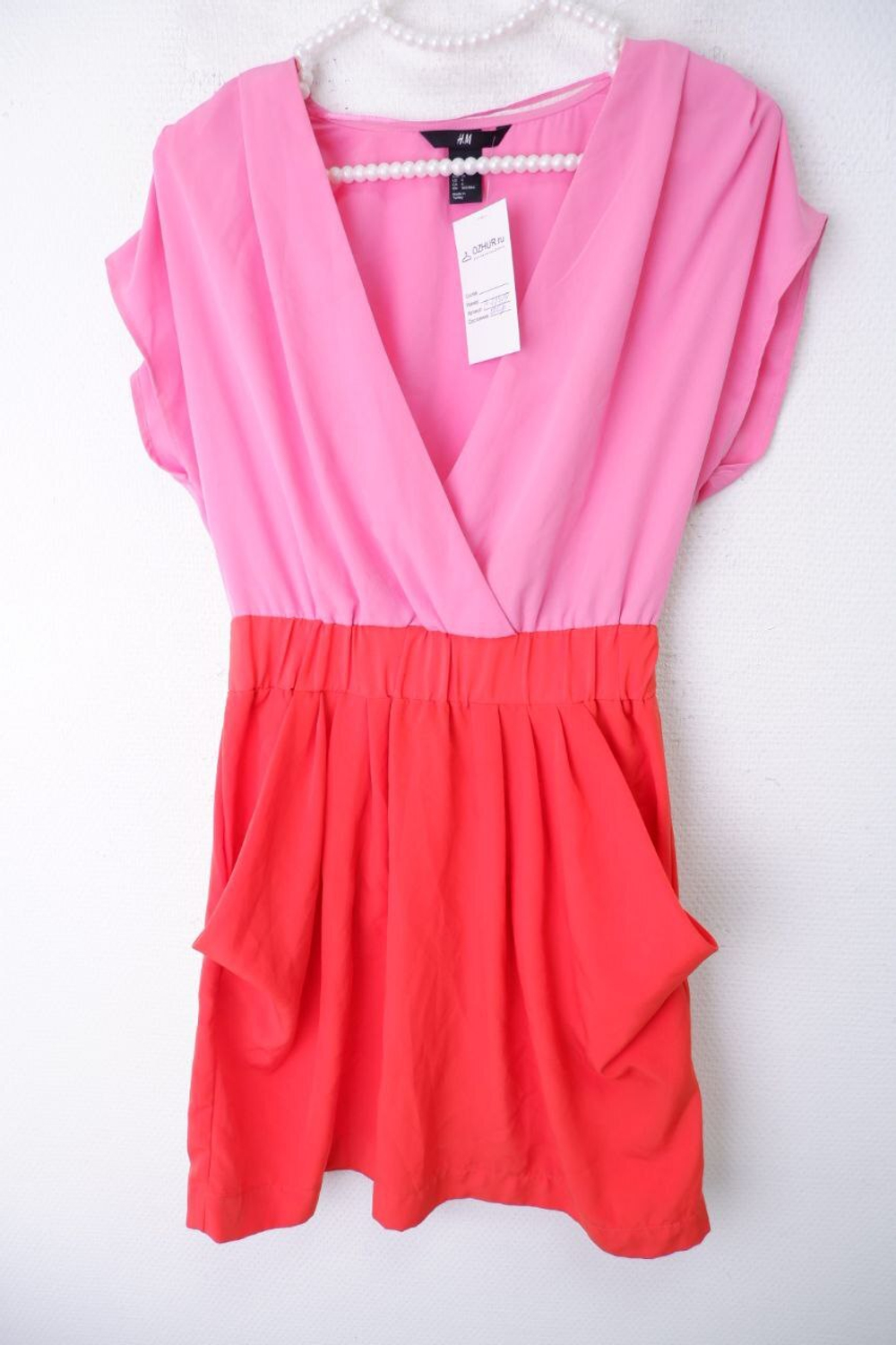 Платье H&M красивое 42 размер