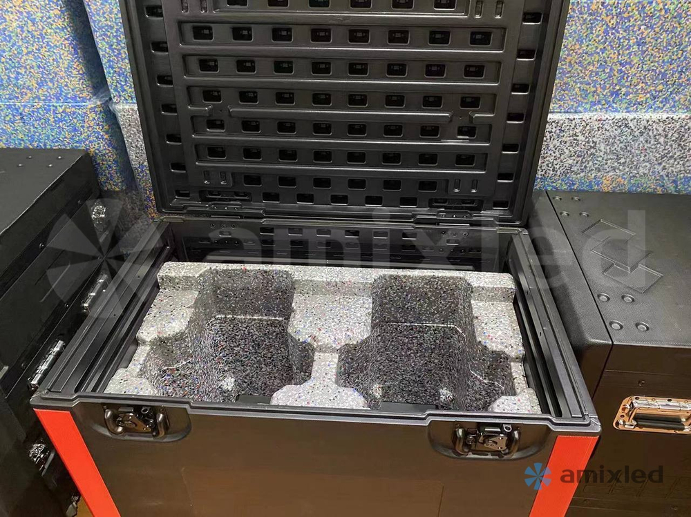 Кейс пластиковый складной для световых приборов