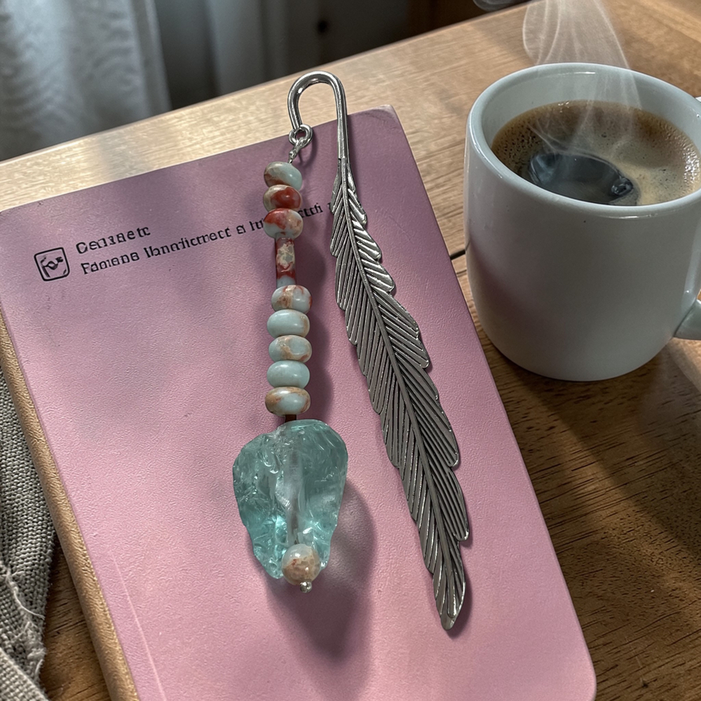 Комплект: Чокер, Книжная закладка, Браслет. Капли воска. Агальматолит