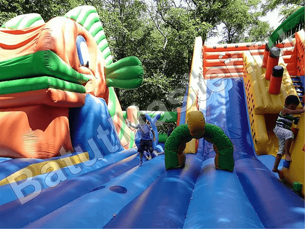 Коммерческий надувной батут "Оазис"