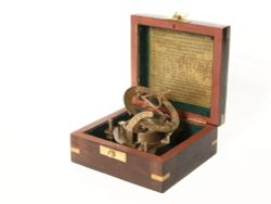 Nautical Морской компас в деревянном футляре