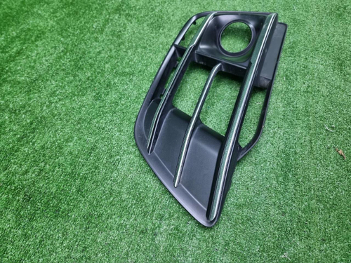 Накладка ПТФ левая Audi Q5 2 80A (17-20) S-line