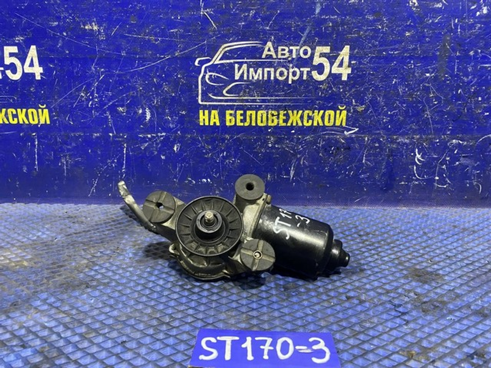 Моторчик переднего дворника TOYOTA CORONA 1990