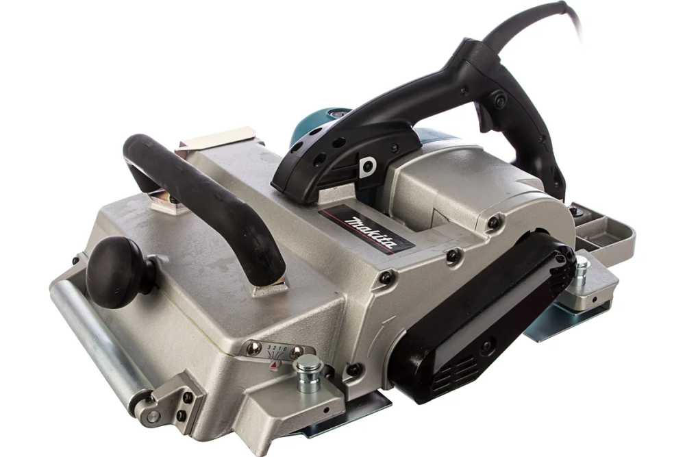 Рубанок Makita KP312S