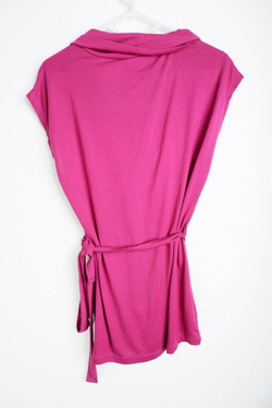 Блузка H&M ягодного цвета, маркировка S, визуально на 44 размер