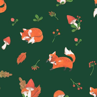 Лисички на зеленом фоне
