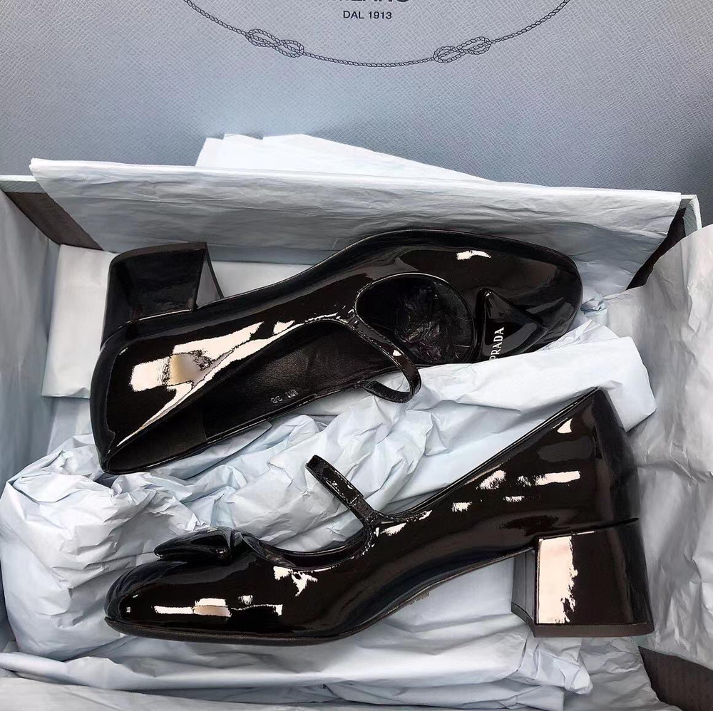 Туфли Prada