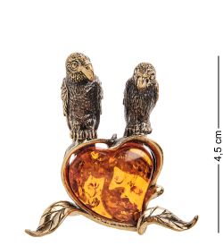 Народные промыслы AM-3168 Фигурка «Попугаи Неразлучники» (латунь, янтарь)