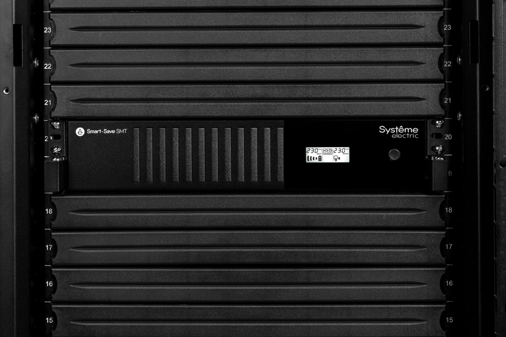 Источник бесперебойного питания  Systeme Electric SMTSE3000RMI2U