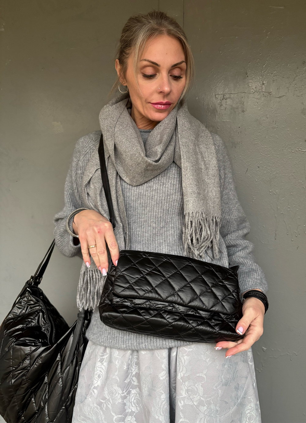 Сумочка маленькая черная   / + 3 разных ремешка