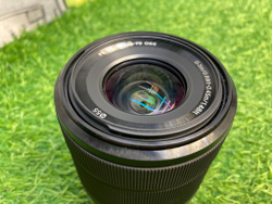Sony 28-70mm 3.5-5.6 OSS