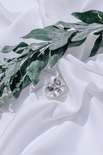 Кольцо «Мозаик» с овальным лабрадоритом и сердечком белый циркон