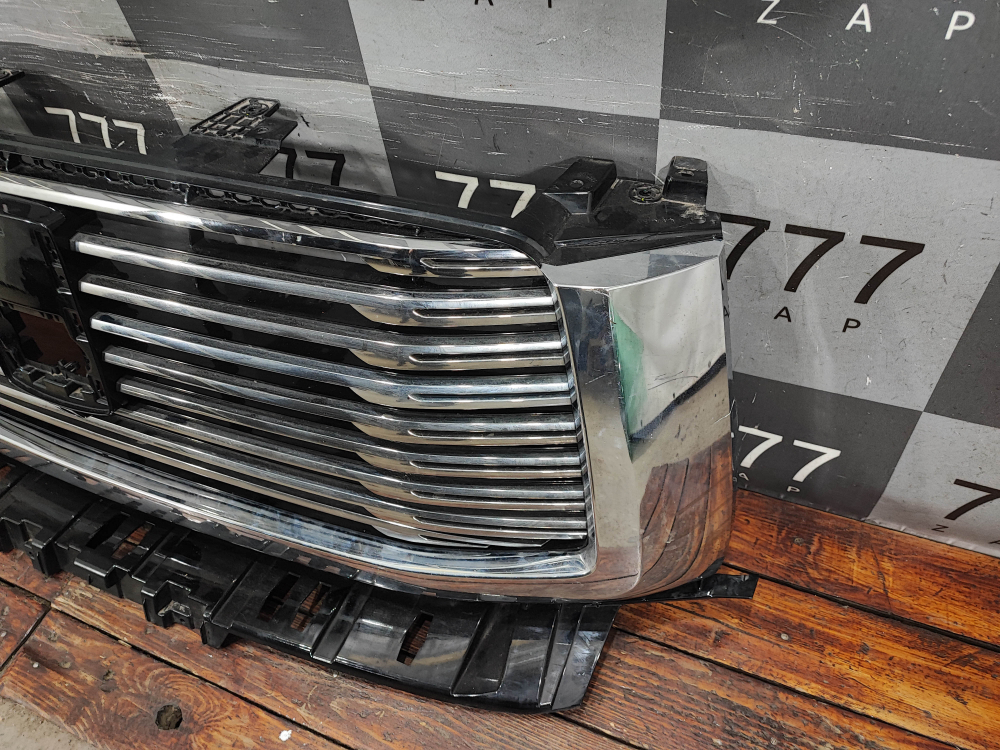 Решетка радиатора Tank 500 21-нв Б/У Оригинал 5509200XKV3CA