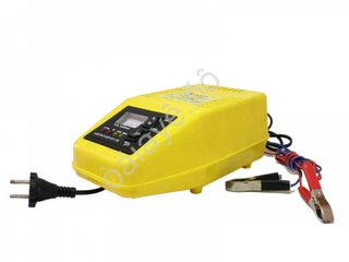 Зарядное устройство АКБ ЗУ  90м1  М5 (автомат,12В,8А,90Ач, встроенный амперметр)