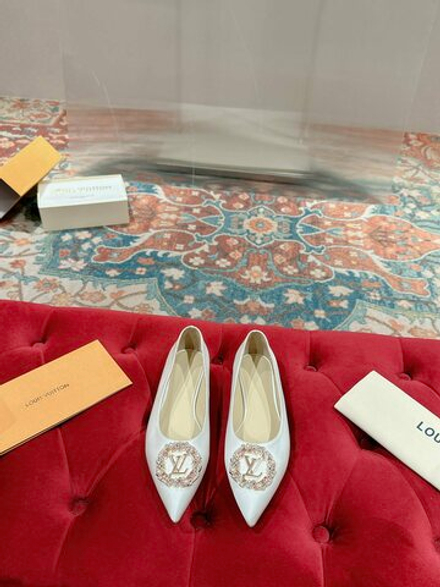 Louis Vuitton Met Flat Ballerina