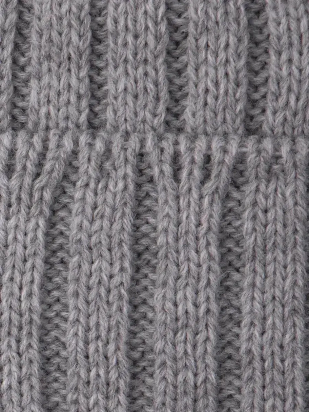 Шапка для девочки осенняя и снуд вязаные