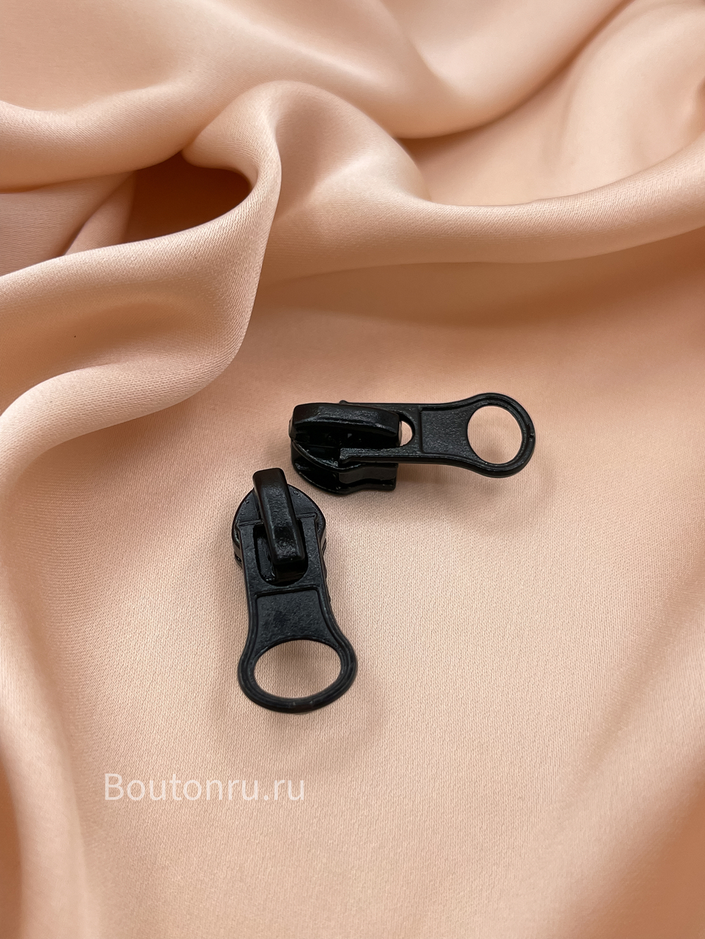 Собачка / бегунок для молнии черный тип 7