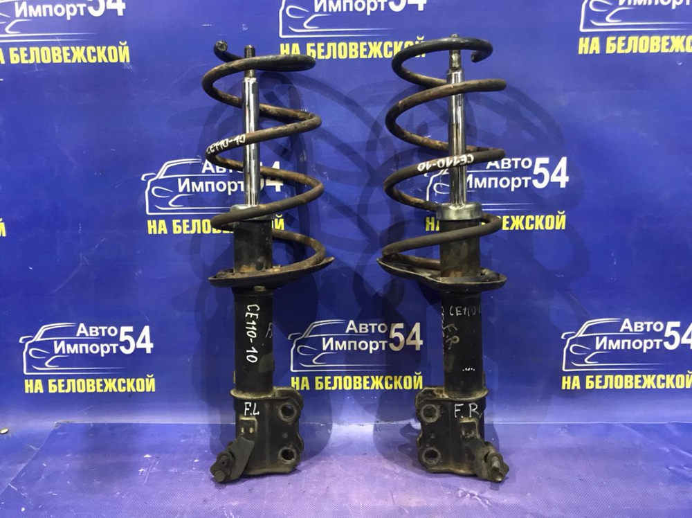 Стойка передняя левая TOYOTA SPRINTER 1996