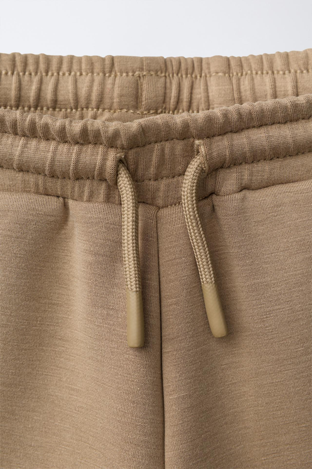 ZARA ШОРТЫ INTERLOCK С НАШИВКОЙ, СВЕТЛО-КОРИЧНЕВЫЙ