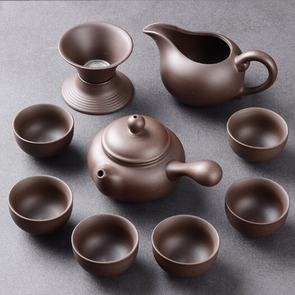 242139Y2 УЦЕНКА Сервиз ИСИН "Кюсю" чай-к 150мл,6 пиал 40мл,сливник,сито,под.коробка,глина,коричн