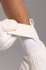 Вратарские перчатки Football Masters Invictus X - белый